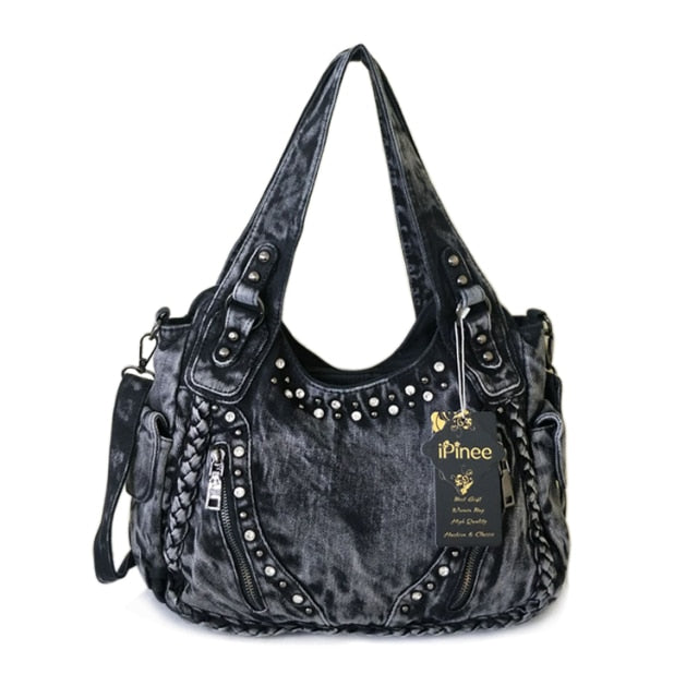 Bolso informal  estilo vaquero.