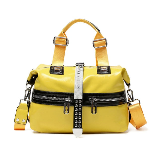 Bolso de cuero con forro de poliester