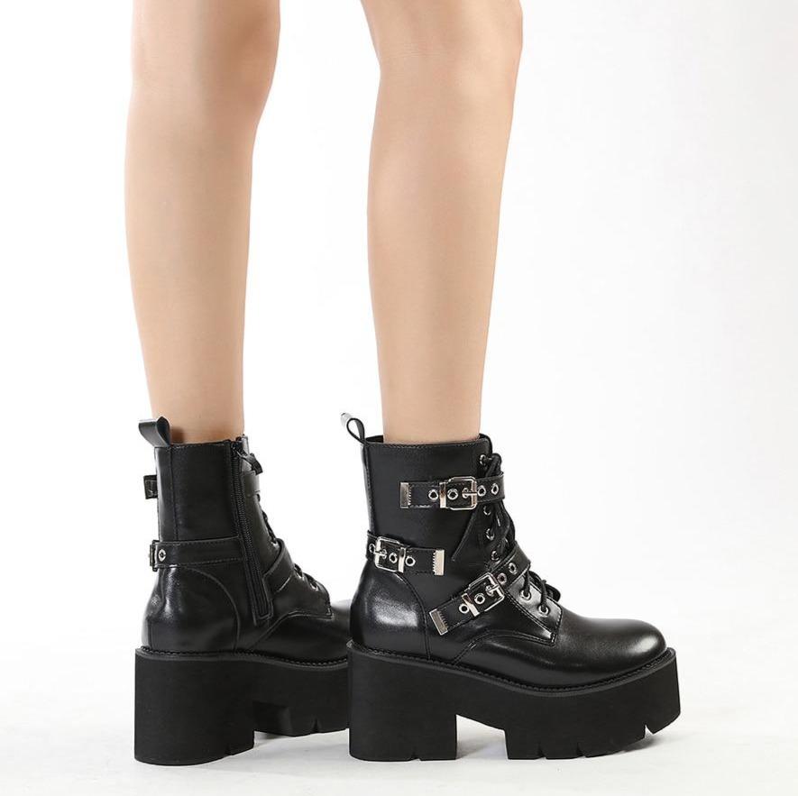 Carmen,botas de plataforma