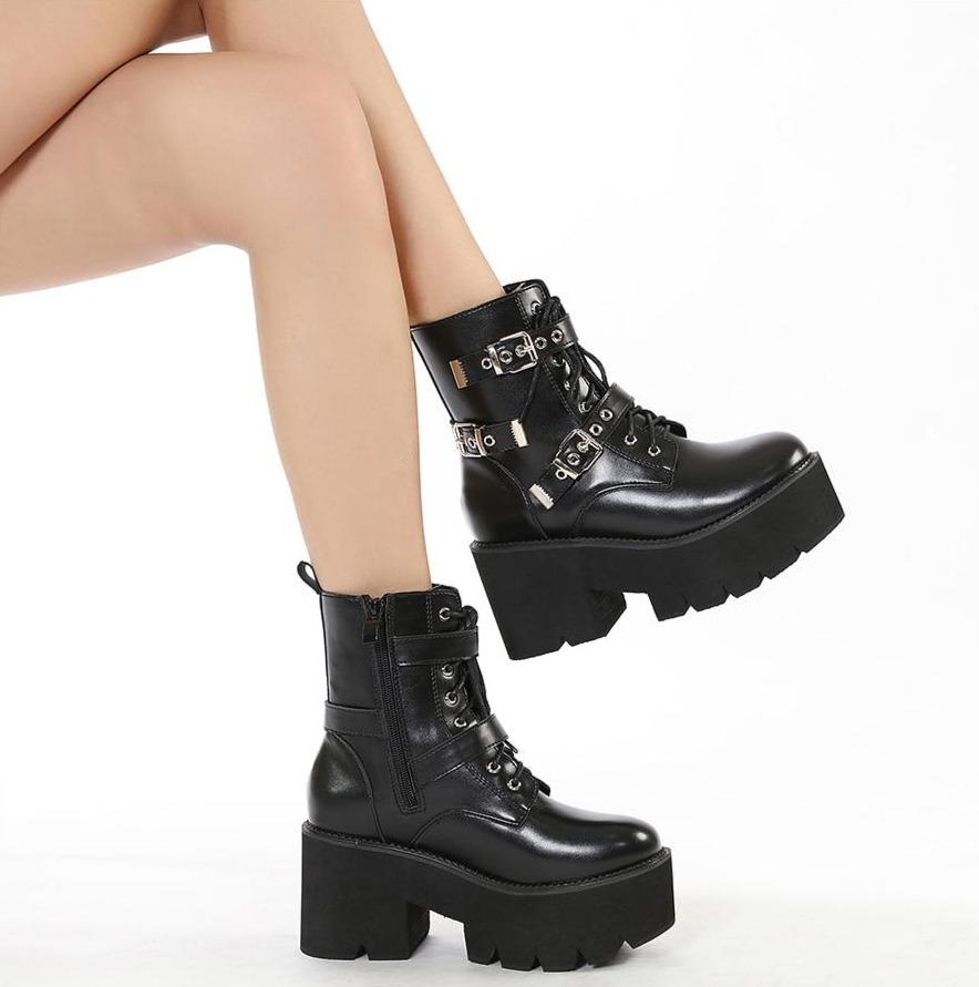 Carmen,botas de plataforma