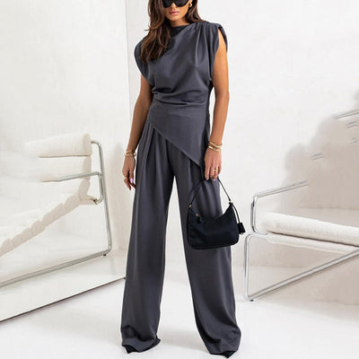 ANDREA| Conjunto elegante de mujer con drapeado sofisticado y pantalones fluidos .