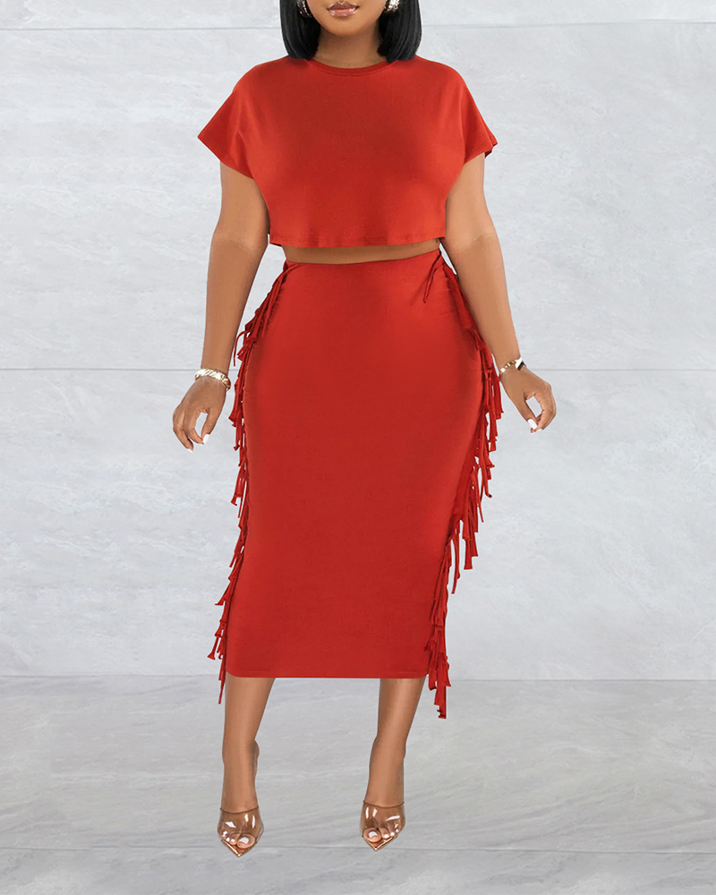 SANDRA| Conjunto de mujer con detalles de flecos.